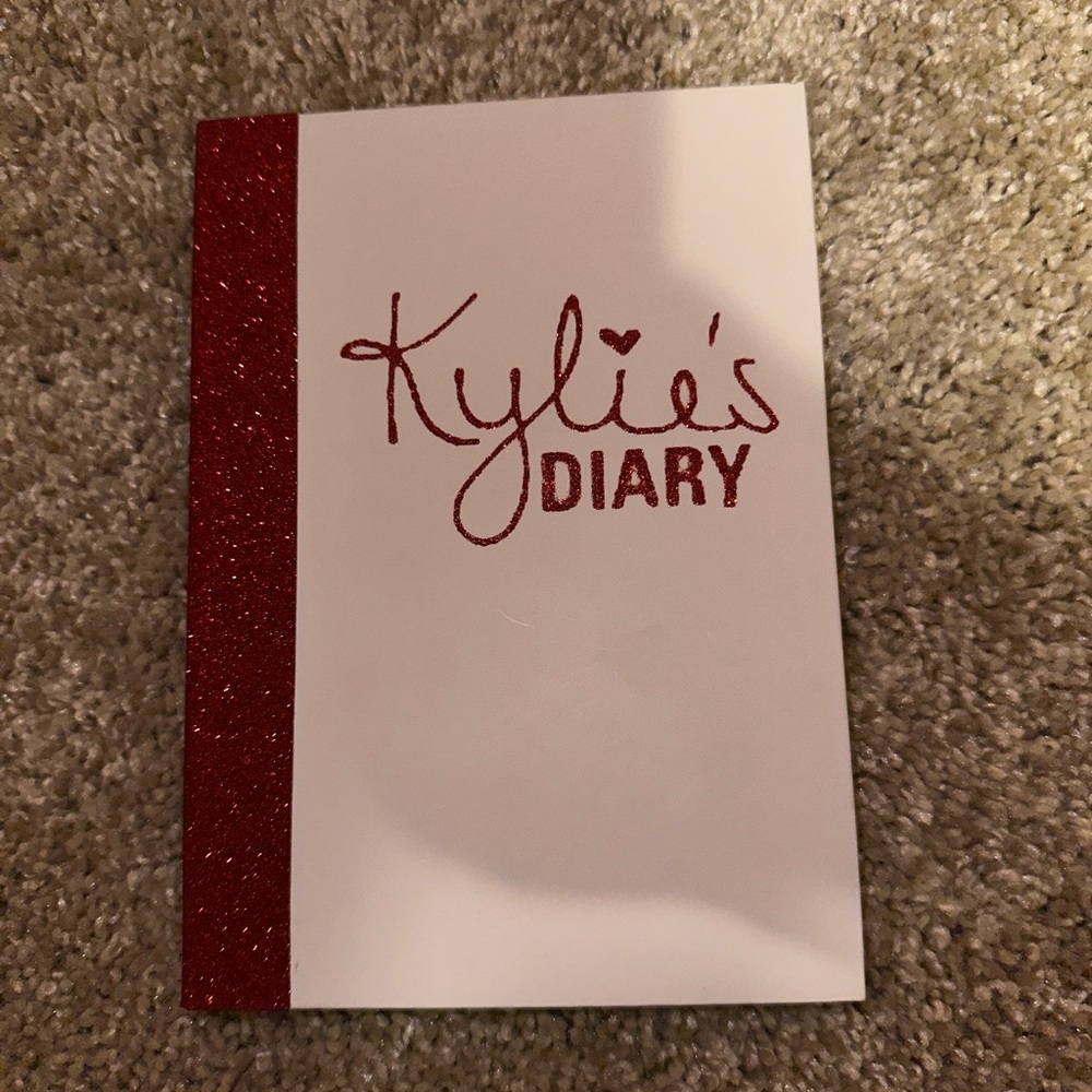 Kylie Cosmetics Eye Shadow - Kylie’s Diary
